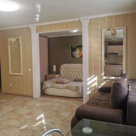 Chernigov City Centre Apartments Dış mekan fotoğraf