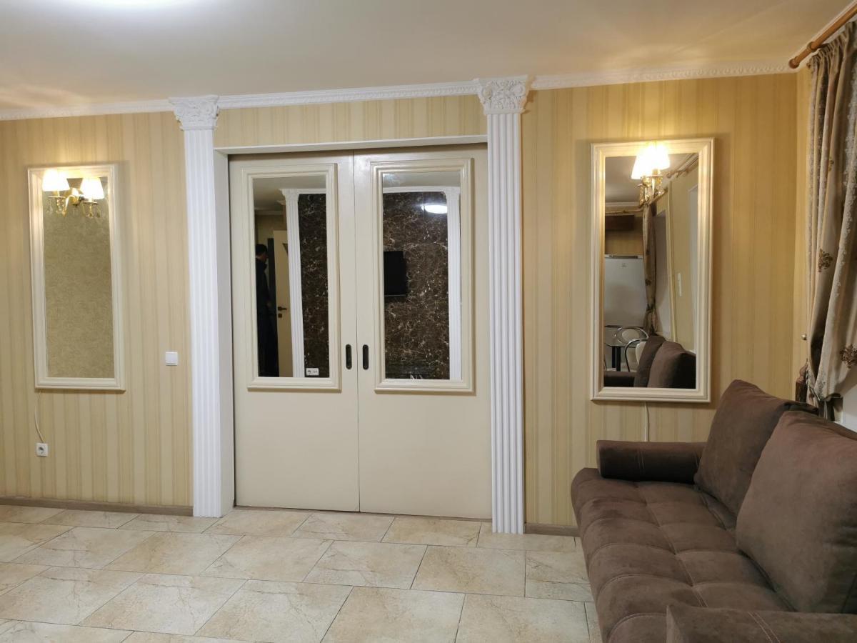 Chernigov City Centre Apartments Dış mekan fotoğraf