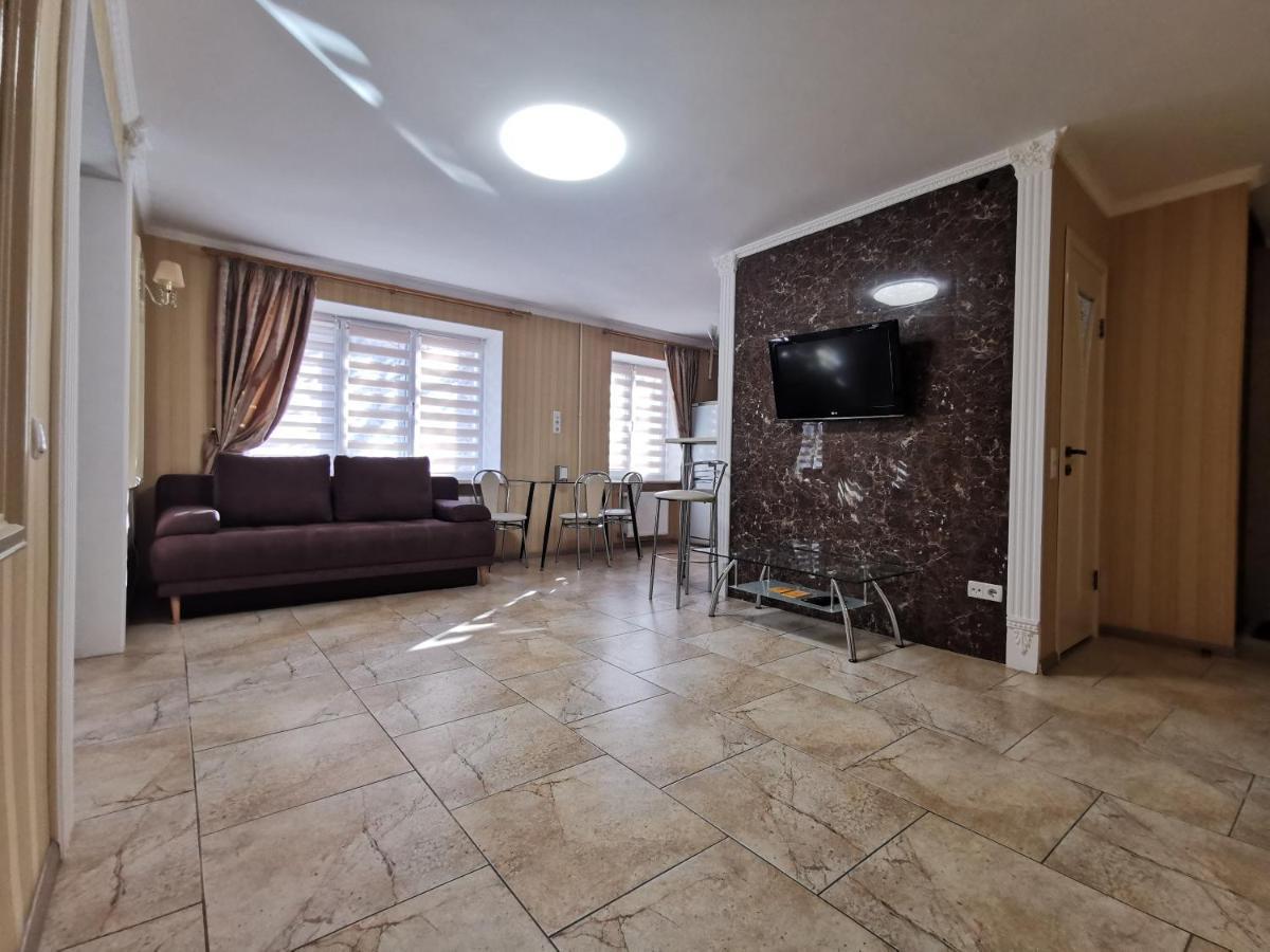 Chernigov City Centre Apartments Dış mekan fotoğraf